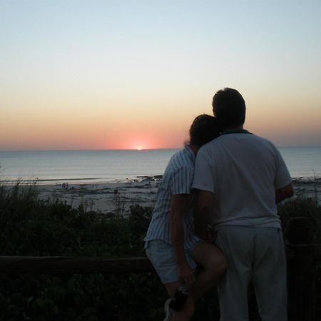 Cocos Beach Bungalows Broome Eksteriør billede