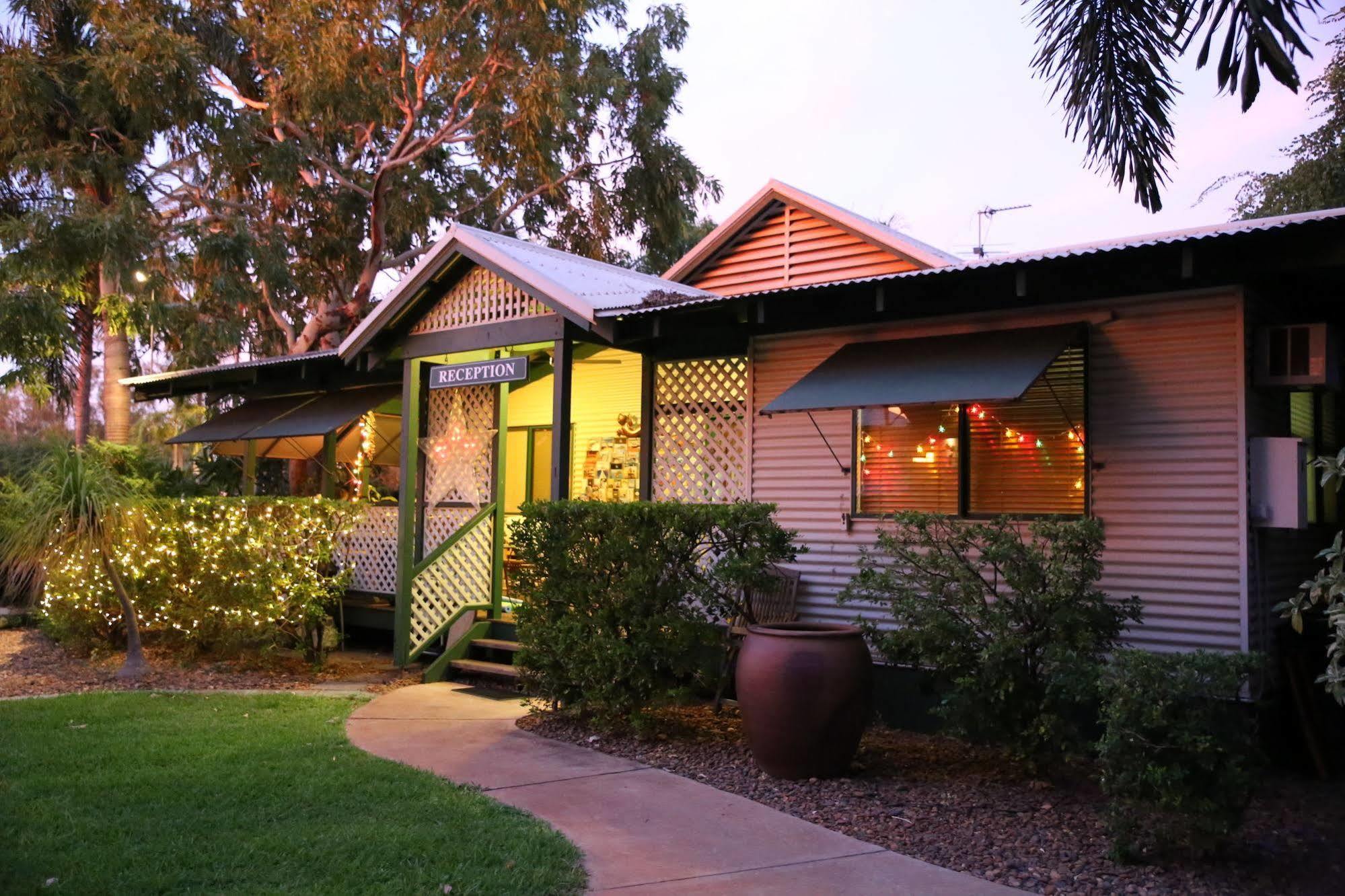 Cocos Beach Bungalows Broome Eksteriør billede